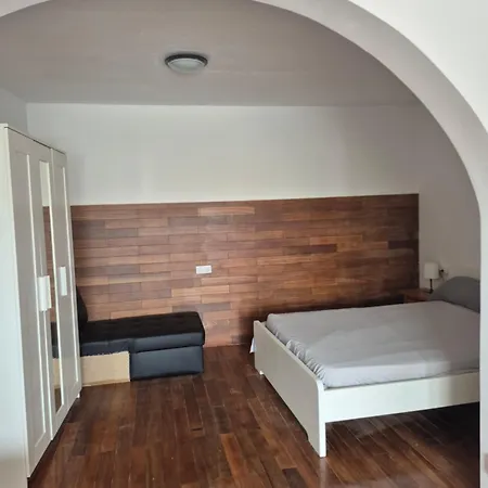Loft's #2 * Famara